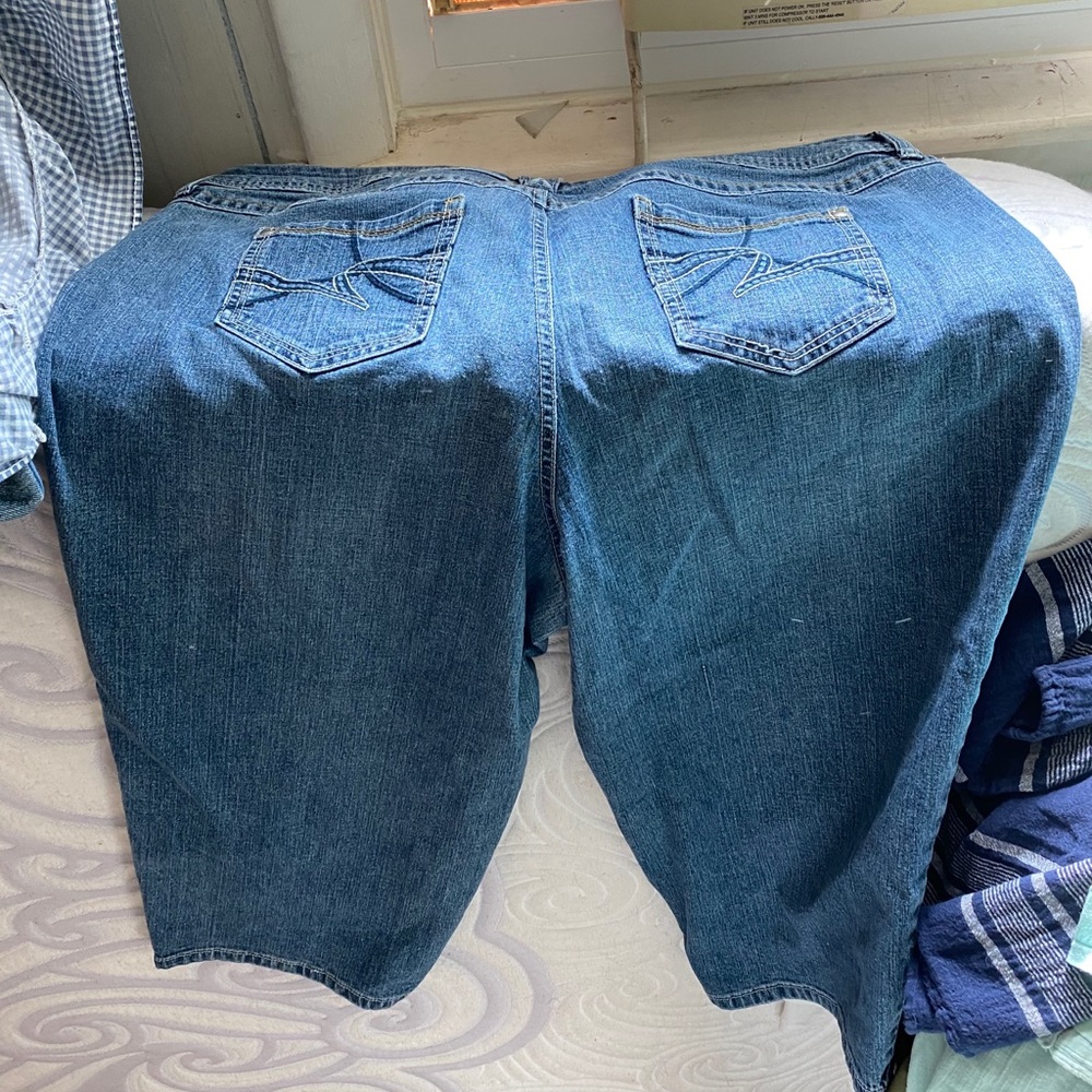 Capris